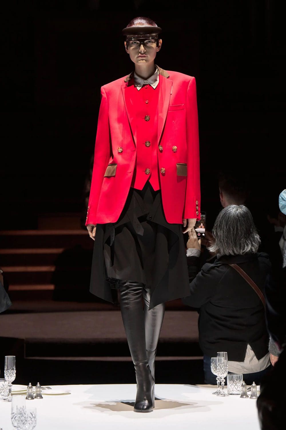 Burberry Otoño Invierno 2022-2023 Londres Runway Revistas