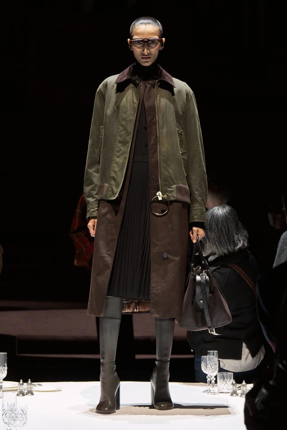 Burberry Otoño Invierno 2022-2023 Londres Runway Revistas