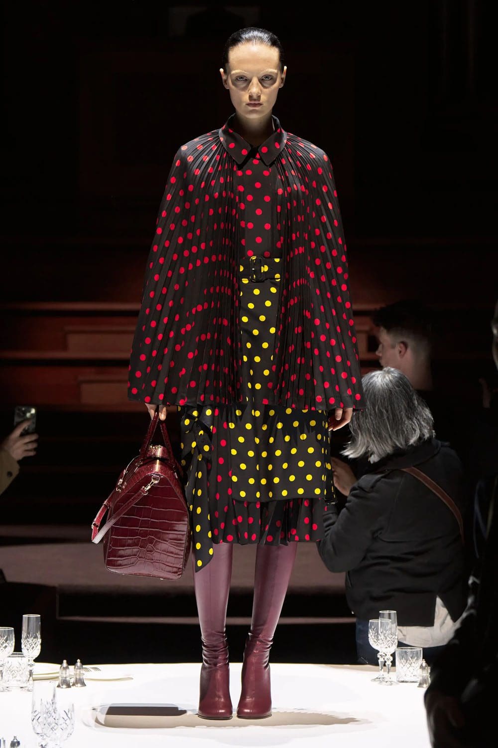 Burberry Otoño Invierno 2022-2023 Londres Runway Revistas