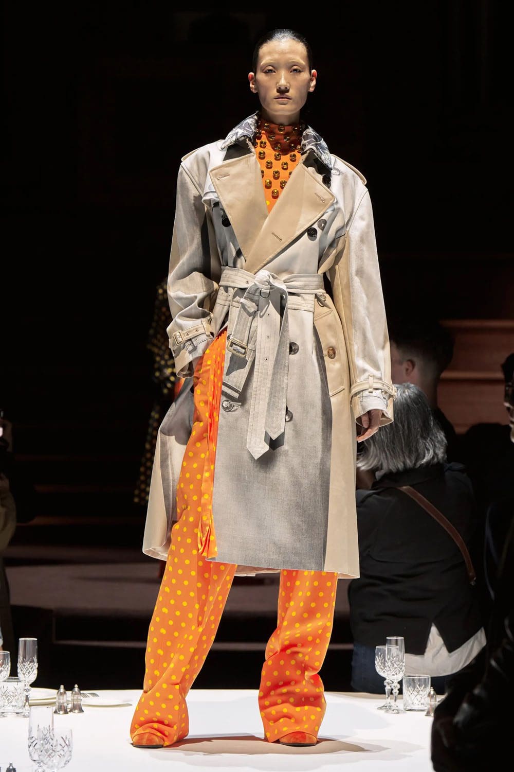 Burberry Otoño Invierno 2022-2023 Londres Runway Revistas