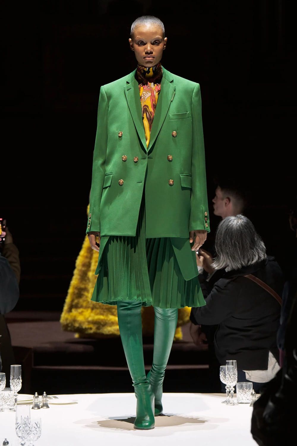 Burberry Otoño Invierno 2022-2023 Londres Runway Revistas