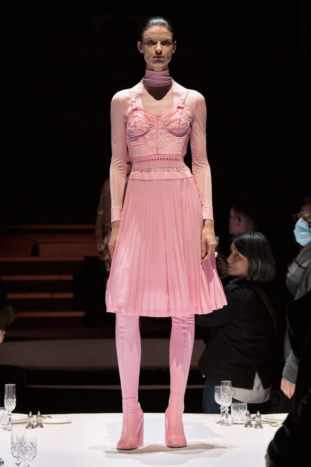 Burberry Otoño Invierno 2022-2023 Londres Runway Revistas