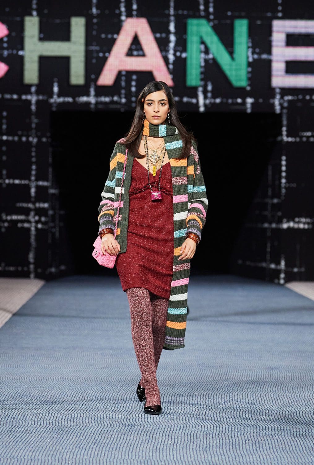 Chanel Herbst Winter 2022-2023 Paris Runway Magazin