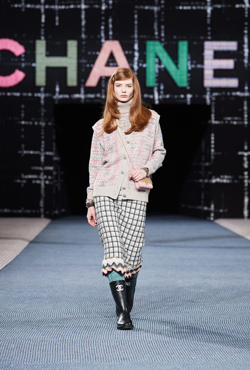 Chanel Herbst Winter 2022-2023 Paris Runway Magazin