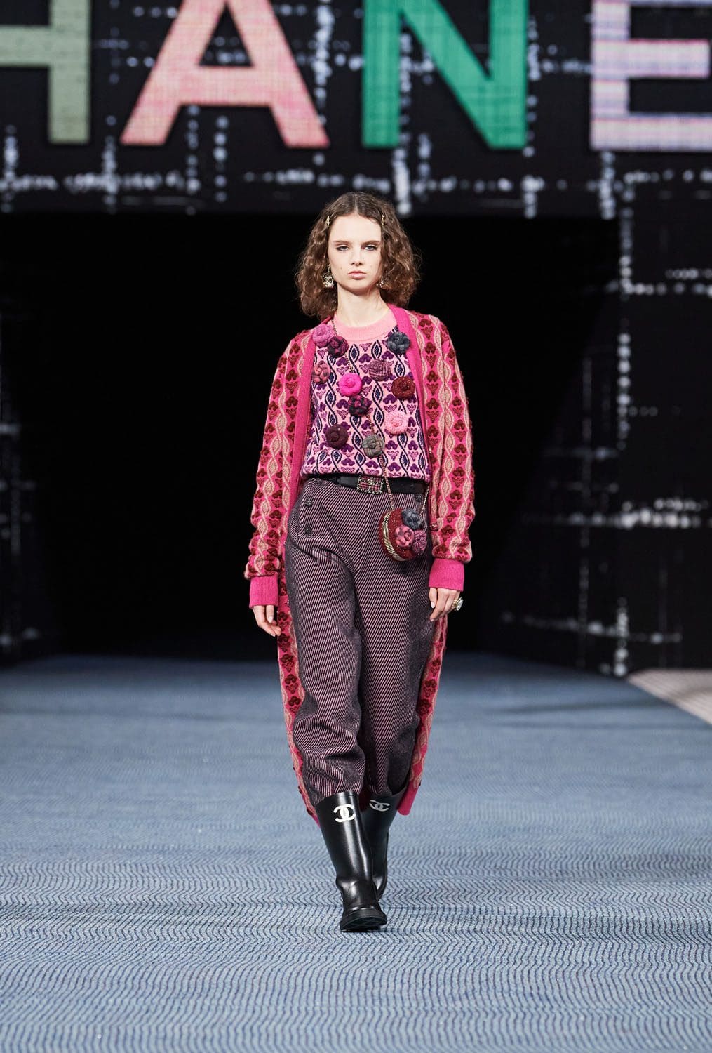 Chanel Herbst Winter 2022-2023 Paris Runway Magazin