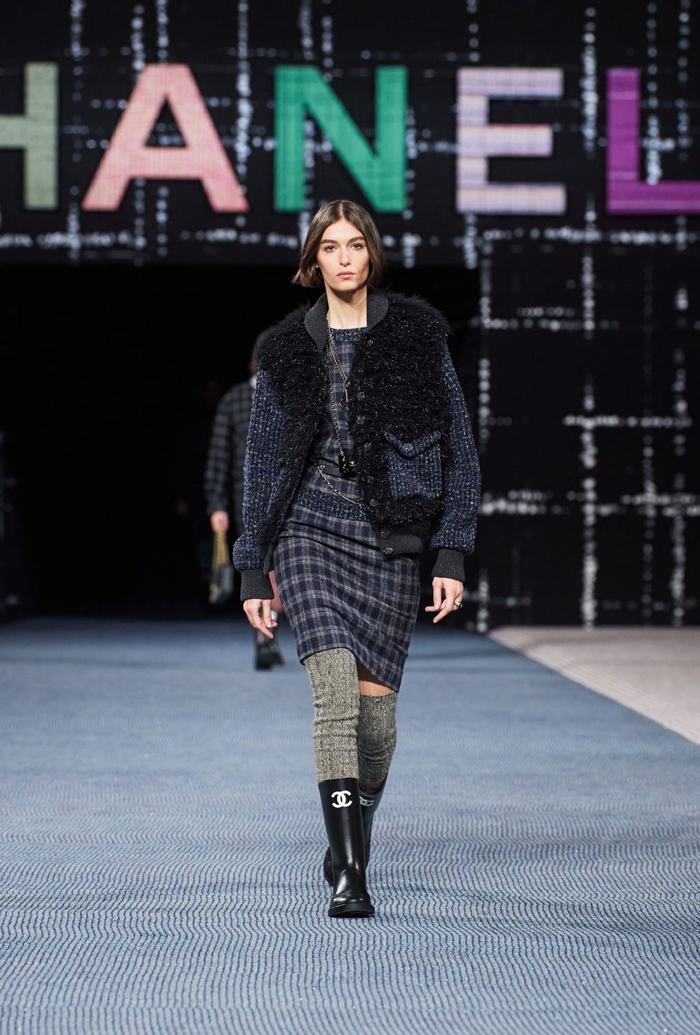 Chanel Herbst Winter 2022-2023 Paris Runway Magazin