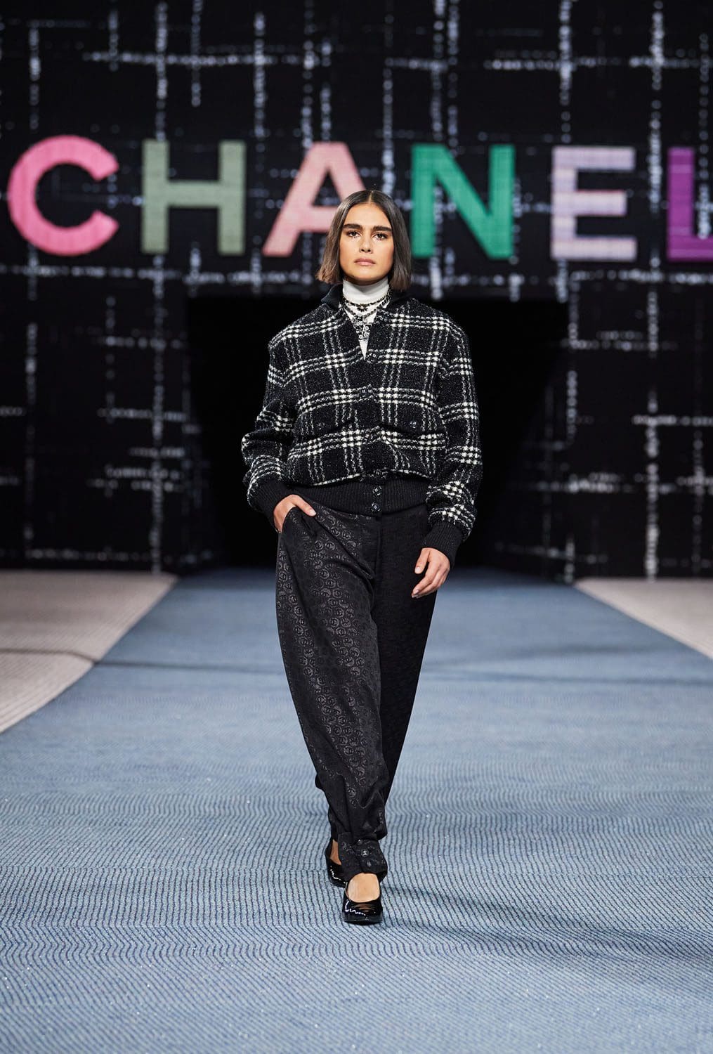 Chanel Herbst Winter 2022-2023 Paris Runway Magazin