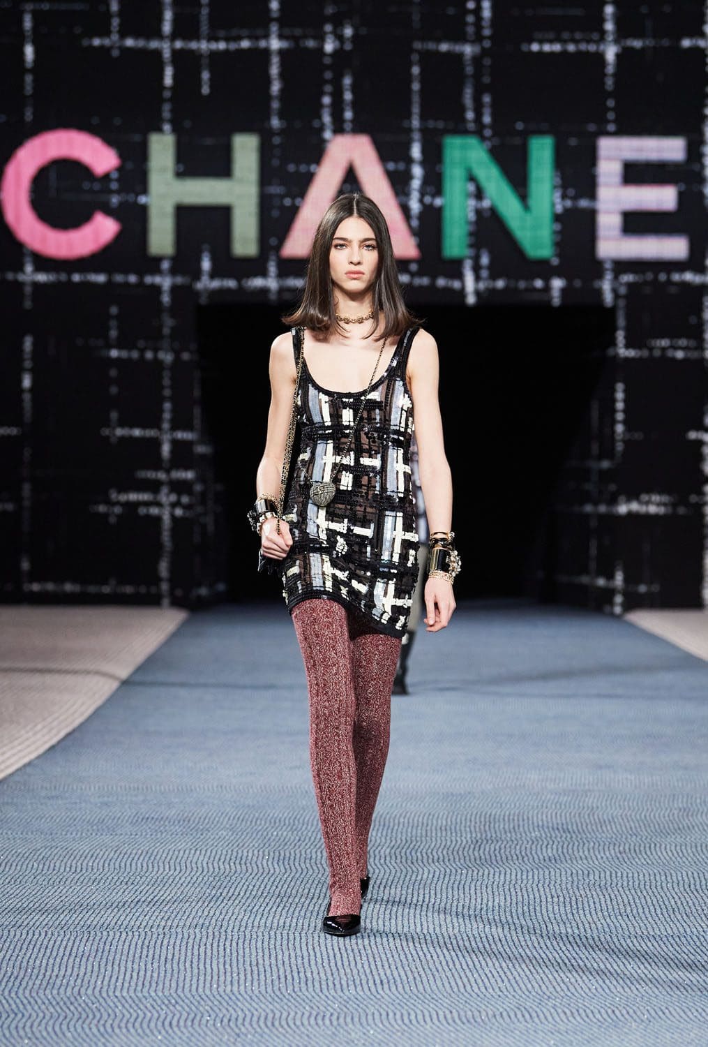 Chanel Herbst Winter 2022-2023 Paris Runway Magazin