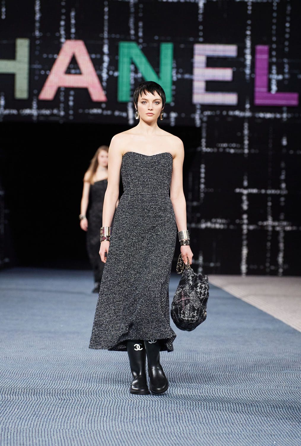 Chanel Herbst Winter 2022-2023 Paris Runway Magazin