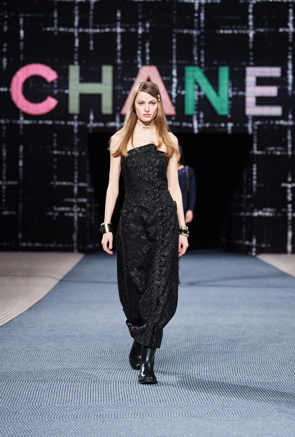 Chanel Herbst Winter 2022-2023 Paris Runway Magazin