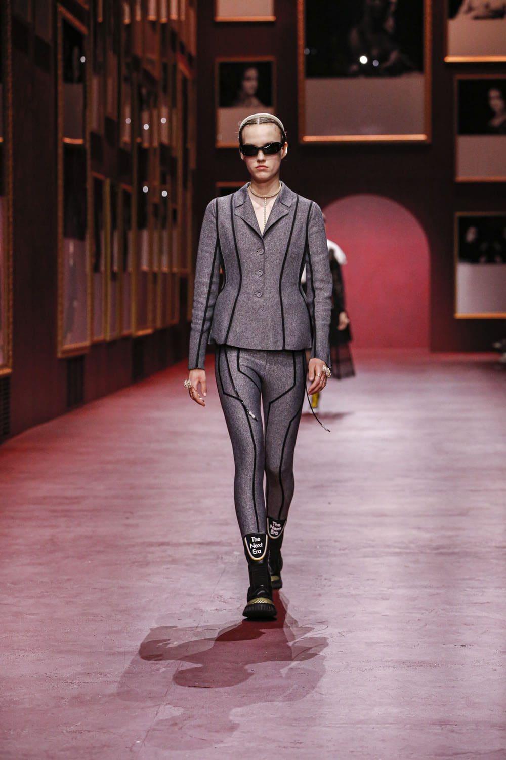 Dior Women Fall Winter 2022-2023 Paris Runway Magazine