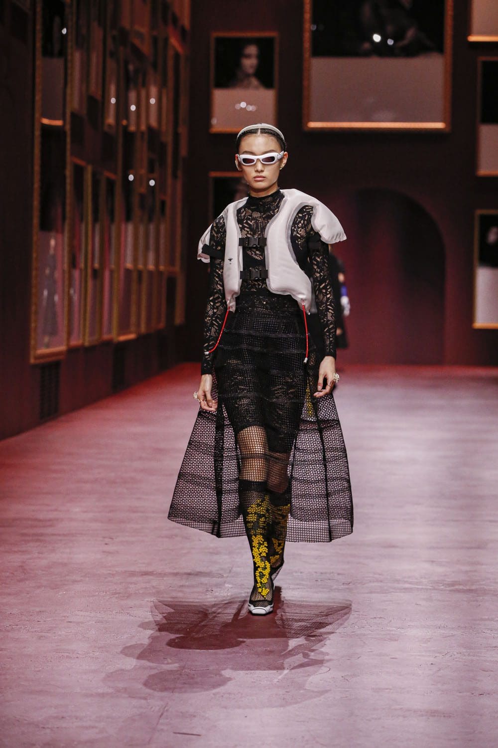 Dior Women Fall Winter 2022-2023 Paris Runway Magazine