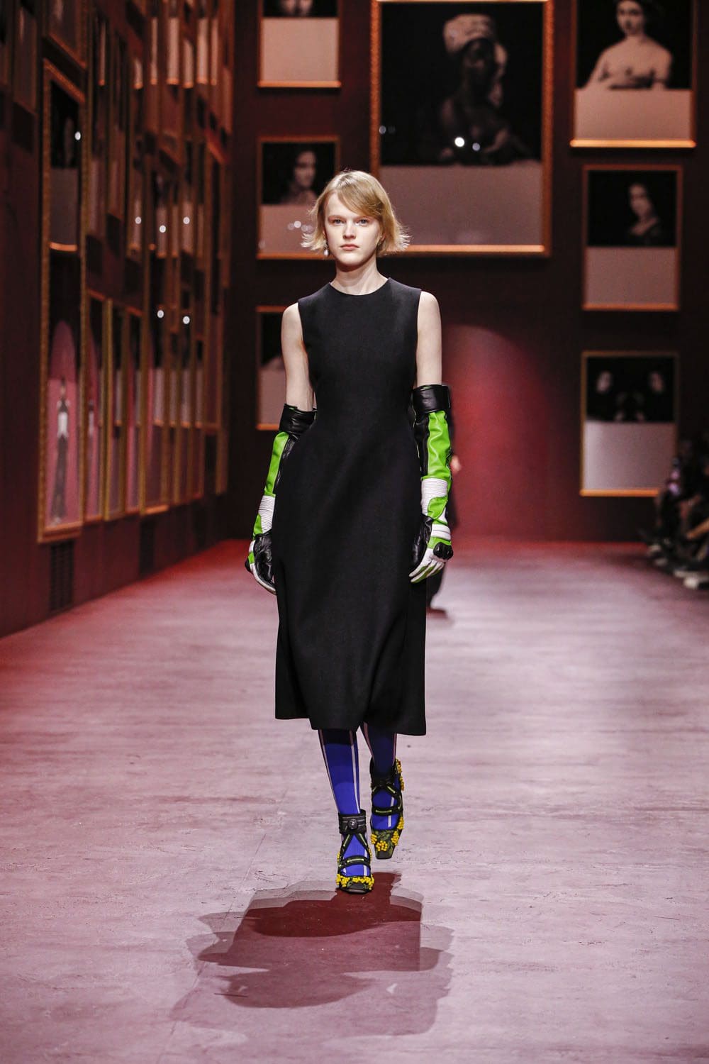 Dior Women Fall Winter 2022-2023 Paris Runway Magazine