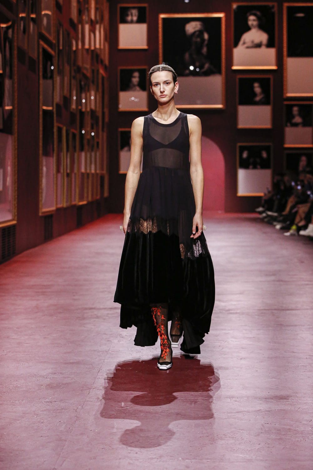 Dior Women Fall Winter 2022-2023 Paris Runway Magazine