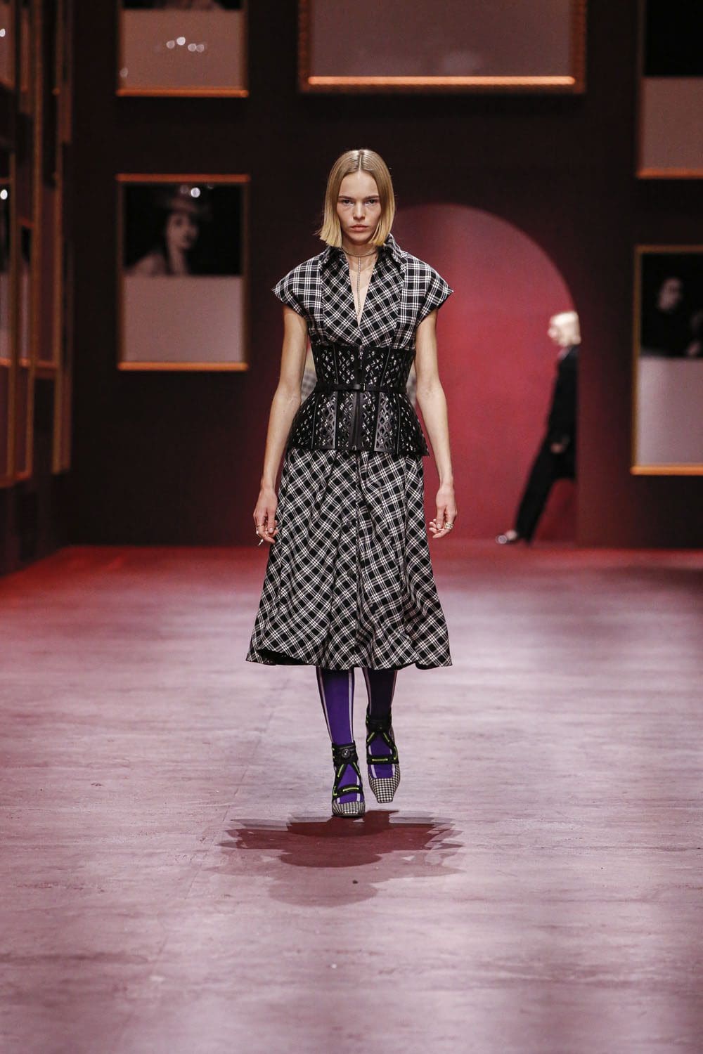 Dior Women Fall Winter 2022-2023 Paris Runway Magazine