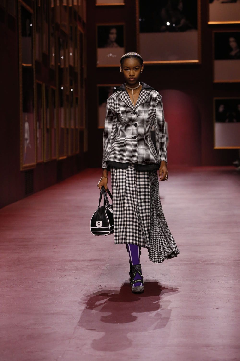 Dior Women Fall Winter 2022-2023 Paris Runway Magazine