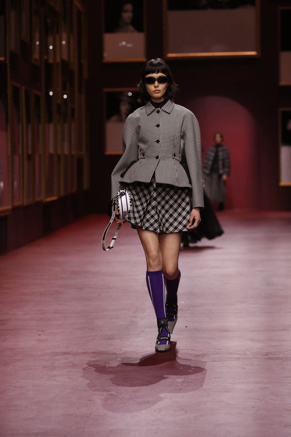 Dior Women Fall Winter 2022-2023 Paris Runway Magazine