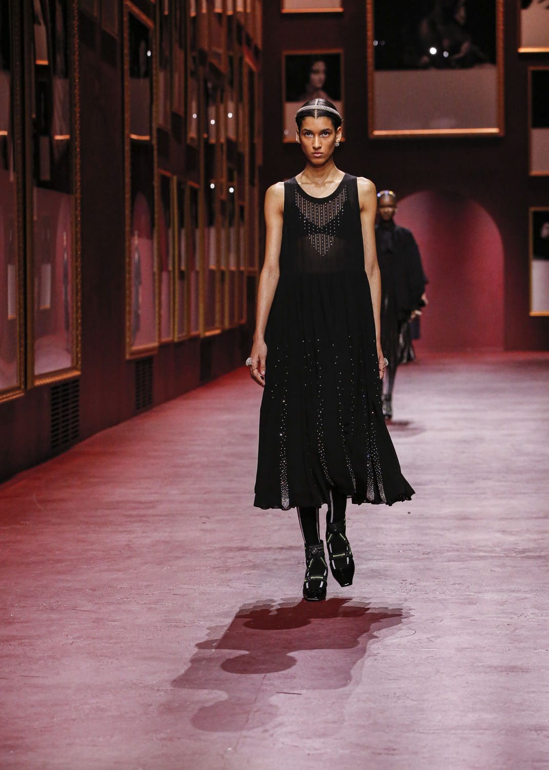 Dior Women Fall Winter 2022-2023 Paris Runway Magazine