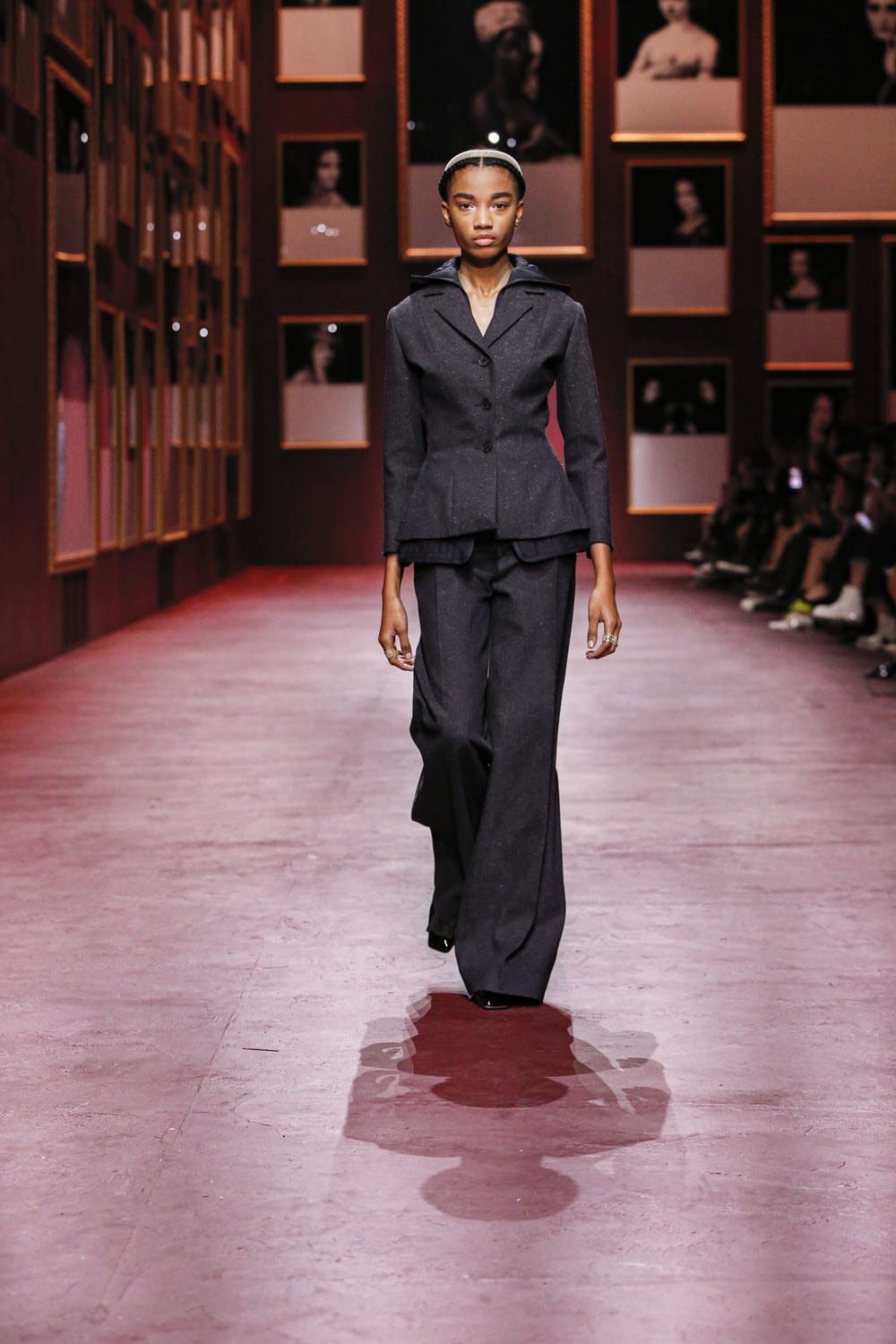 Dior Women Fall Winter 2022-2023 Paris Runway Magazine