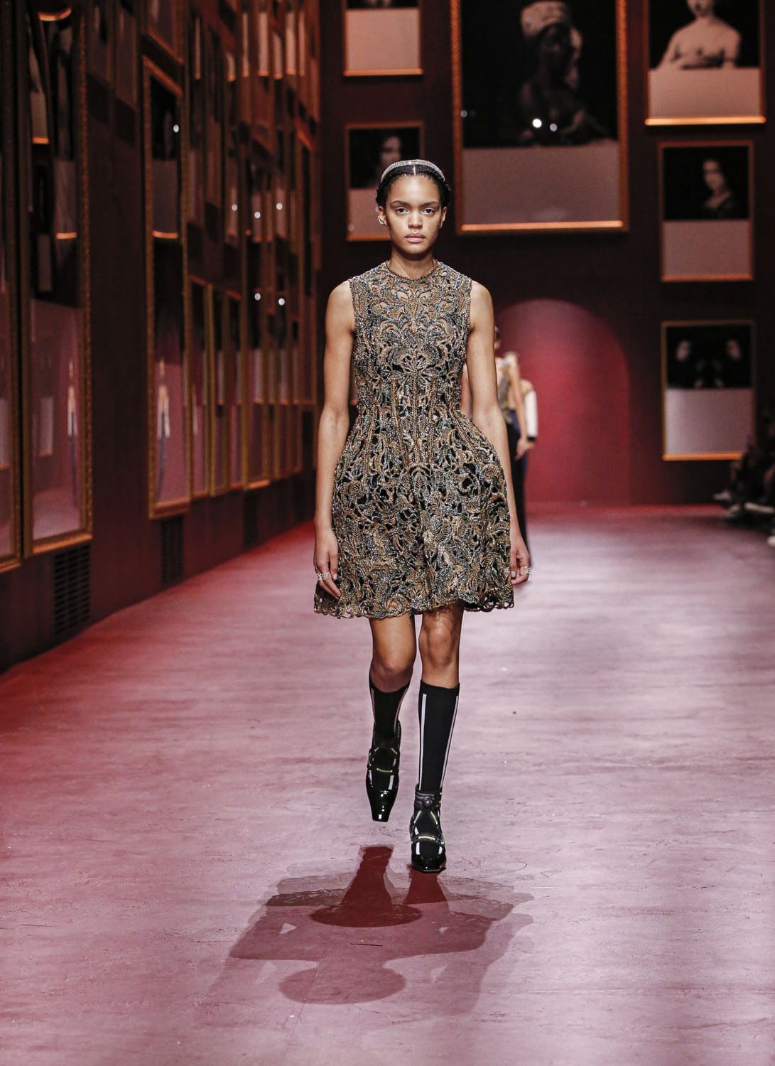 Dior Women Fall Winter 2022-2023 Paris Runway Magazine