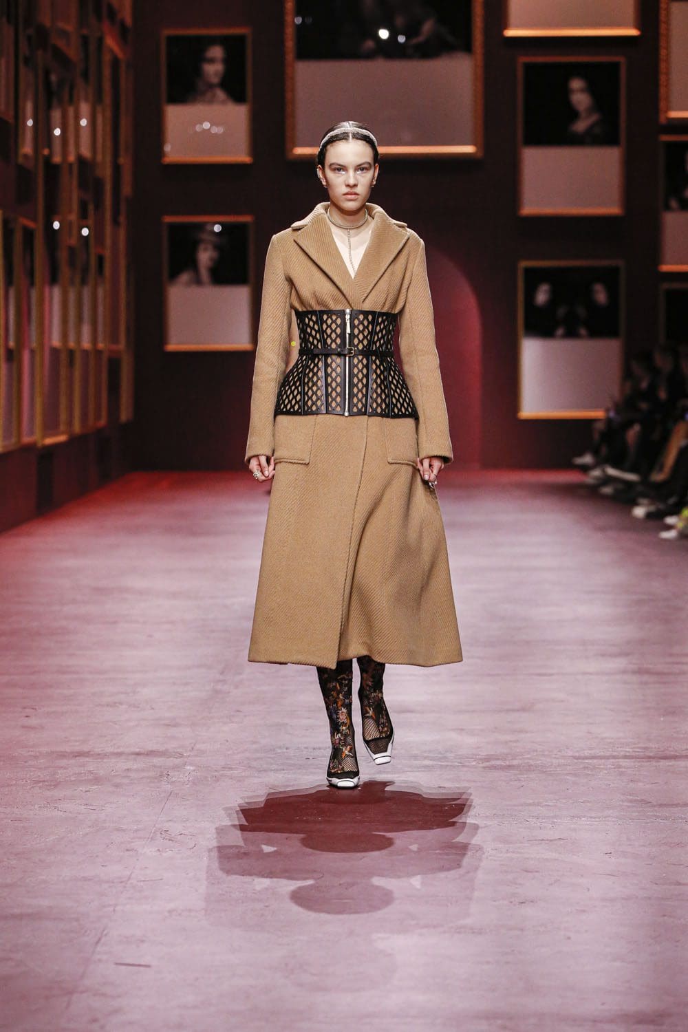 Dior Women Fall Winter 2022-2023 Paris Runway Magazine