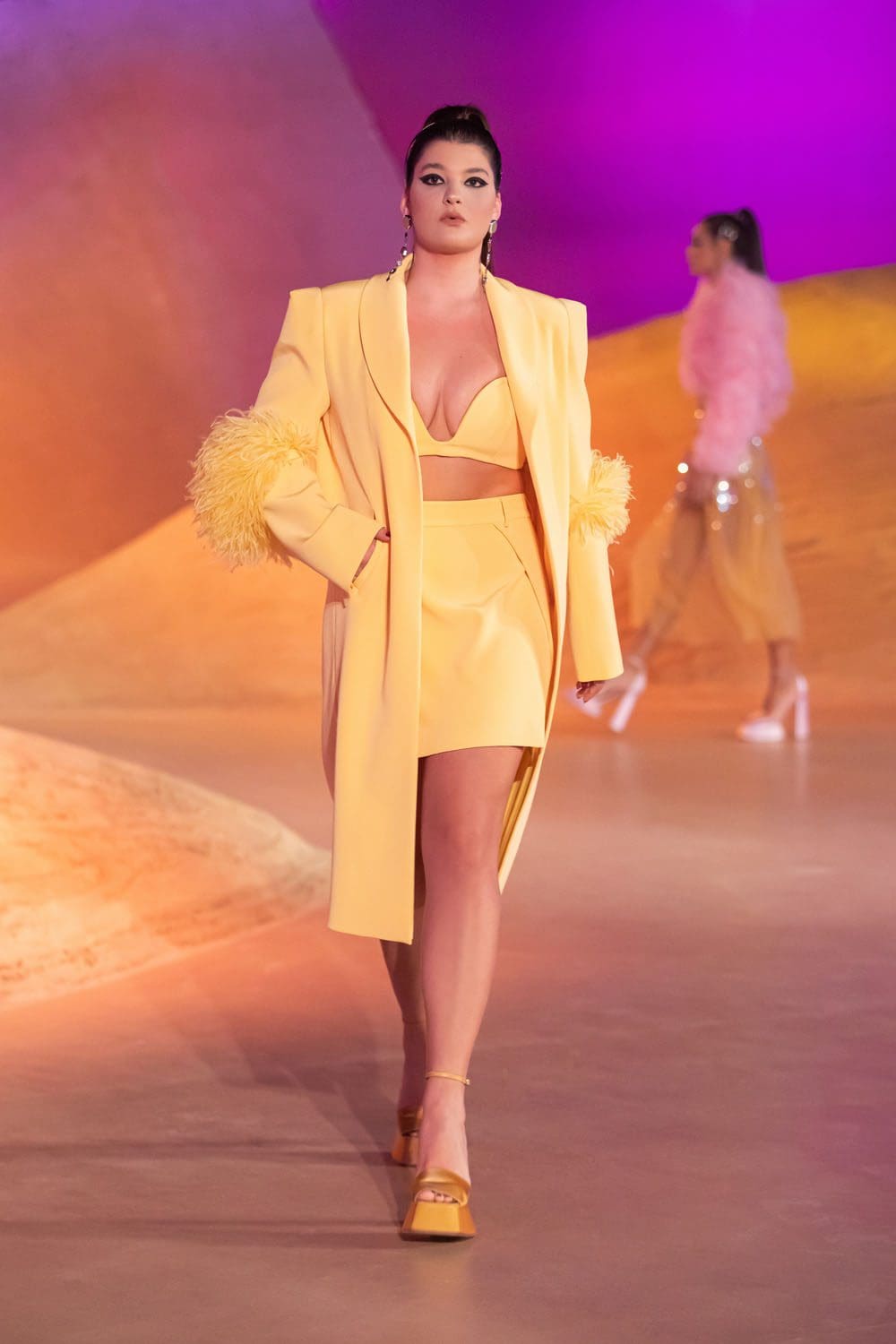 Georges Hobeika Automne Hiver 2022-2023 Paris Runway Magazine