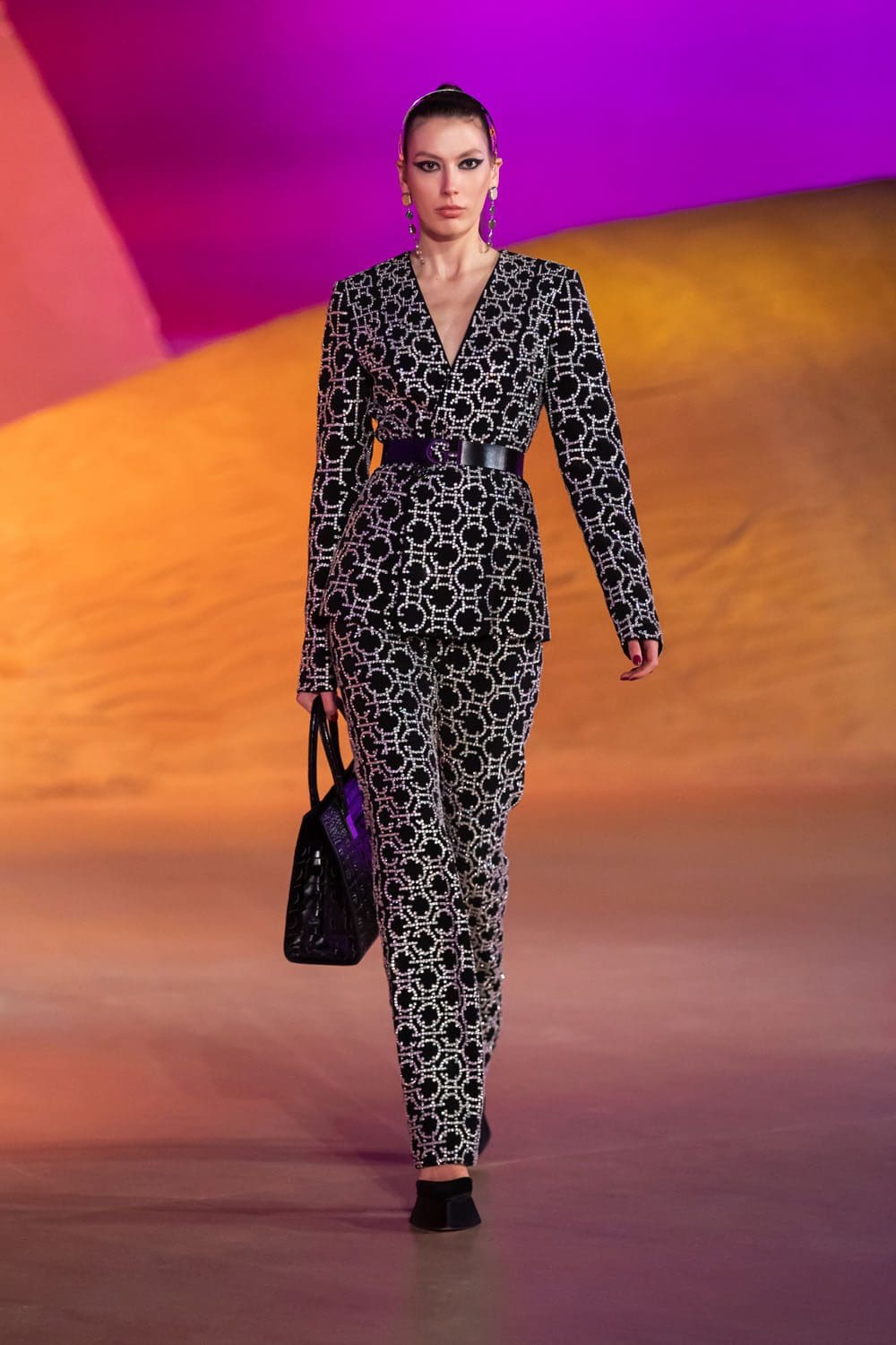 Georges Hobeika Automne Hiver 2022-2023 Paris Runway Magazine