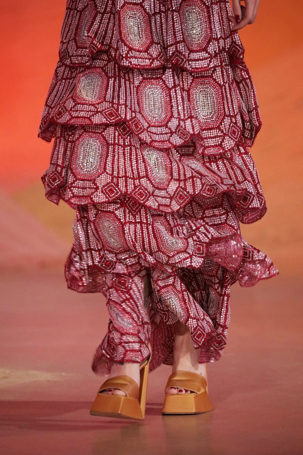 Georges Hobeika Automne Hiver 2022-2023 Paris Runway Magazine