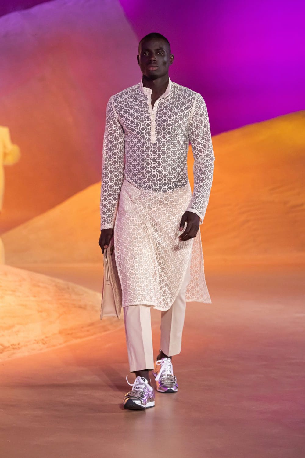 Georges Hobeika Automne Hiver 2022-2023 Paris Runway Magazine