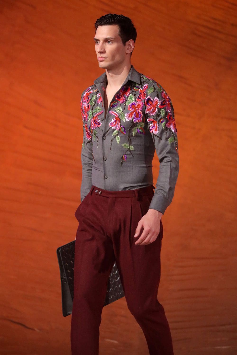 Georges Hobeika Automne Hiver 2022-2023 Paris Runway Magazine