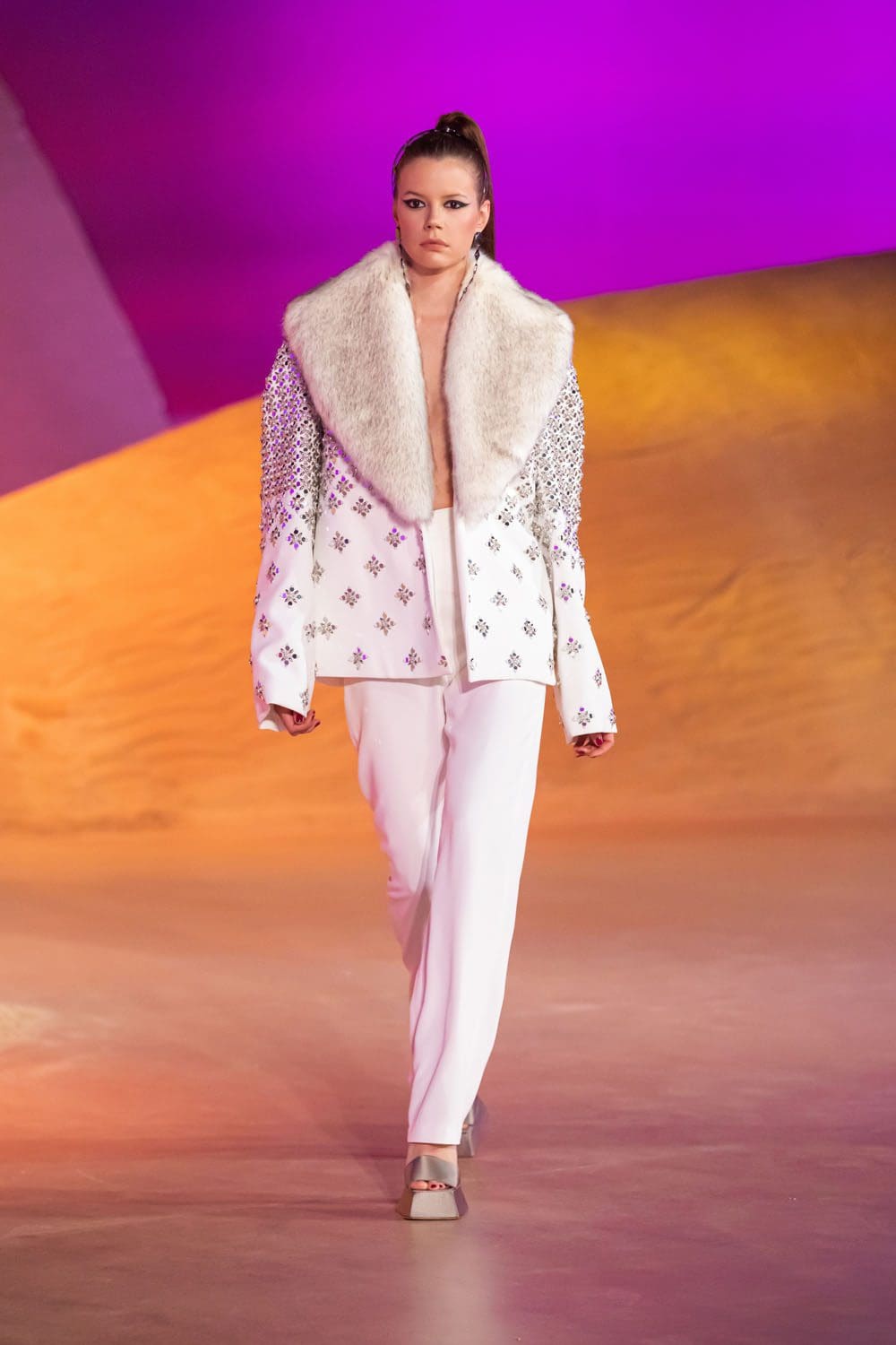 Georges Hobeika Automne Hiver 2022-2023 Paris Runway Magazine
