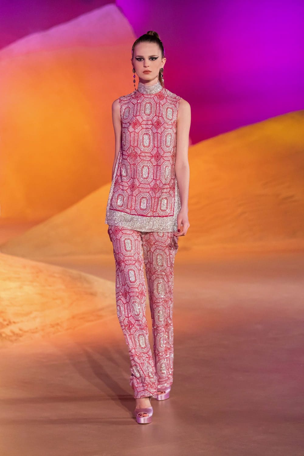 Georges Hobeika Automne Hiver 2022-2023 Paris Runway Magazine