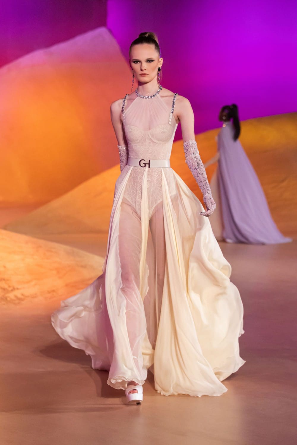 Georges Hobeika Automne Hiver 2022-2023 Paris Runway Magazine