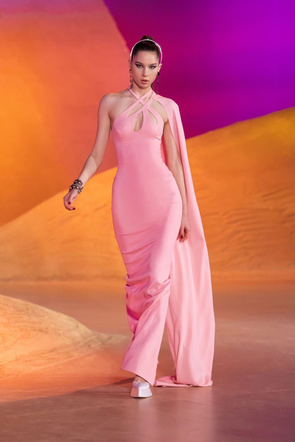 Georges Hobeika Automne Hiver 2022-2023 Paris Runway Magazine