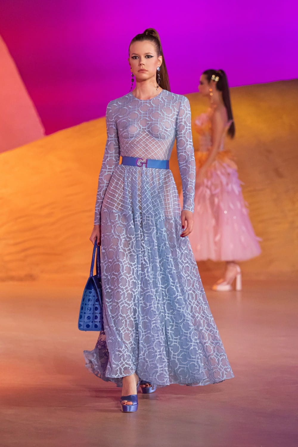 Georges Hobeika Automne Hiver 2022-2023 Paris Runway Magazine