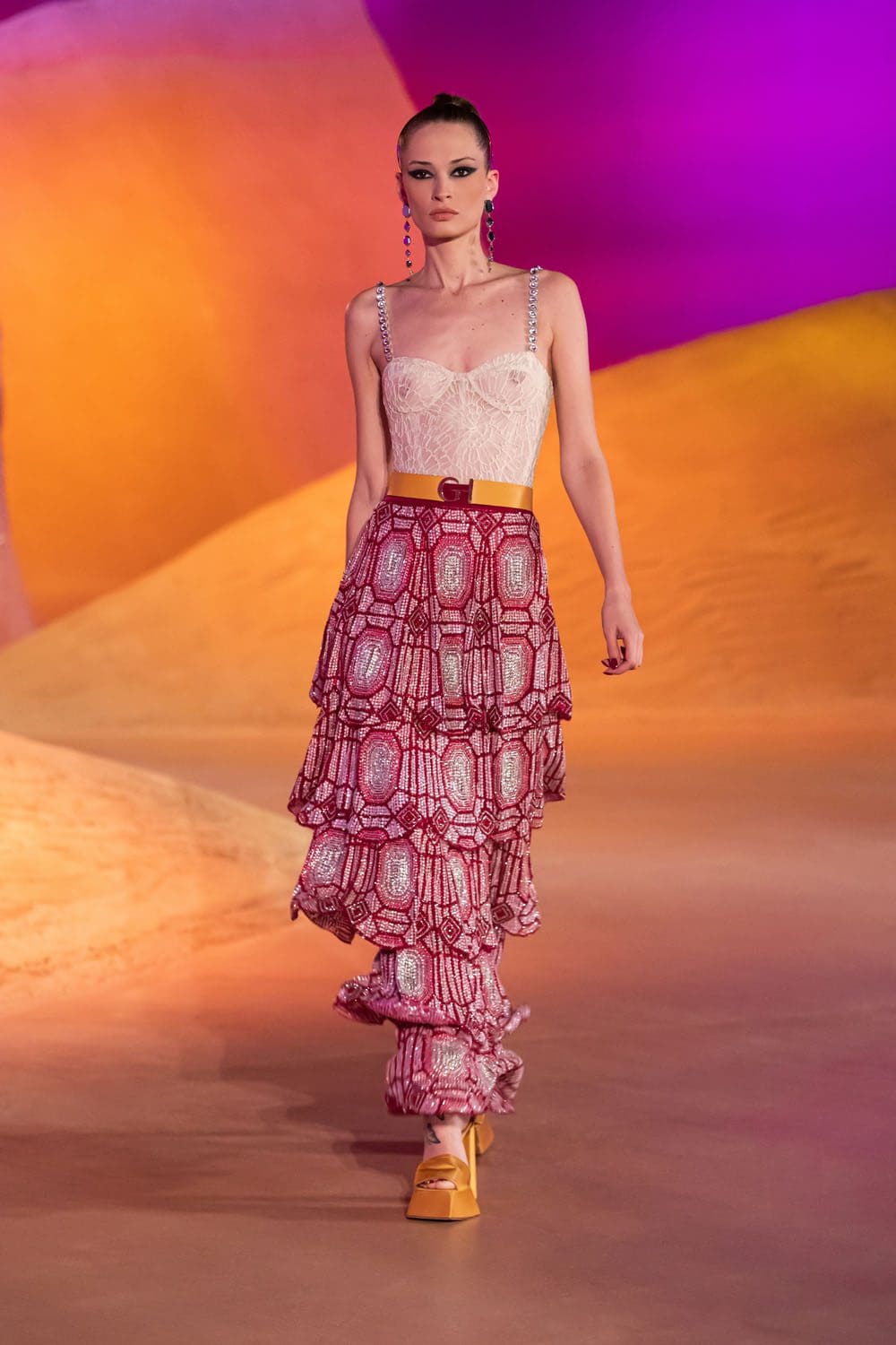 Georges Hobeika Automne Hiver 2022-2023 Paris Runway Magazine