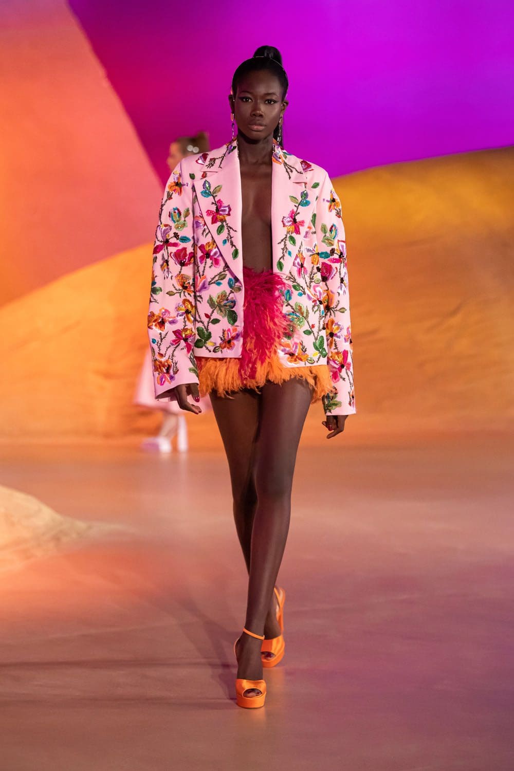 Georges Hobeika Automne Hiver 2022-2023 Paris Runway Magazine