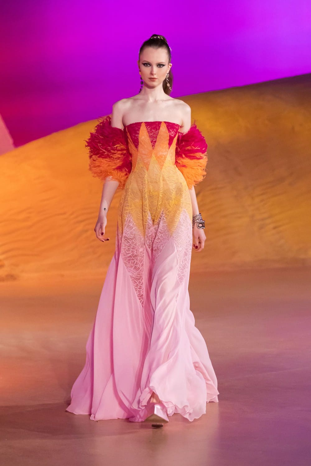 Georges Hobeika Automne Hiver 2022-2023 Paris Runway Magazine
