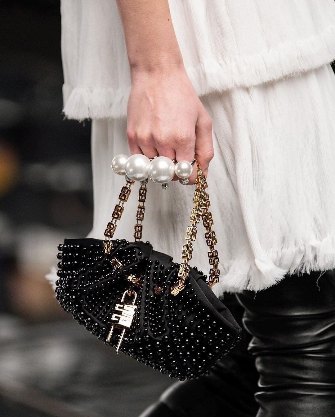 Givenchy 2022 秋冬系列-2023 Runway 杂志