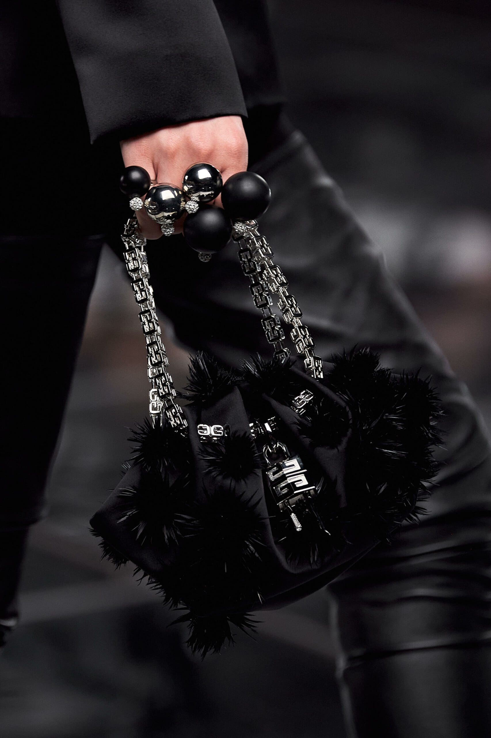 Givenchy 2022 秋冬系列-2023 Runway 杂志
