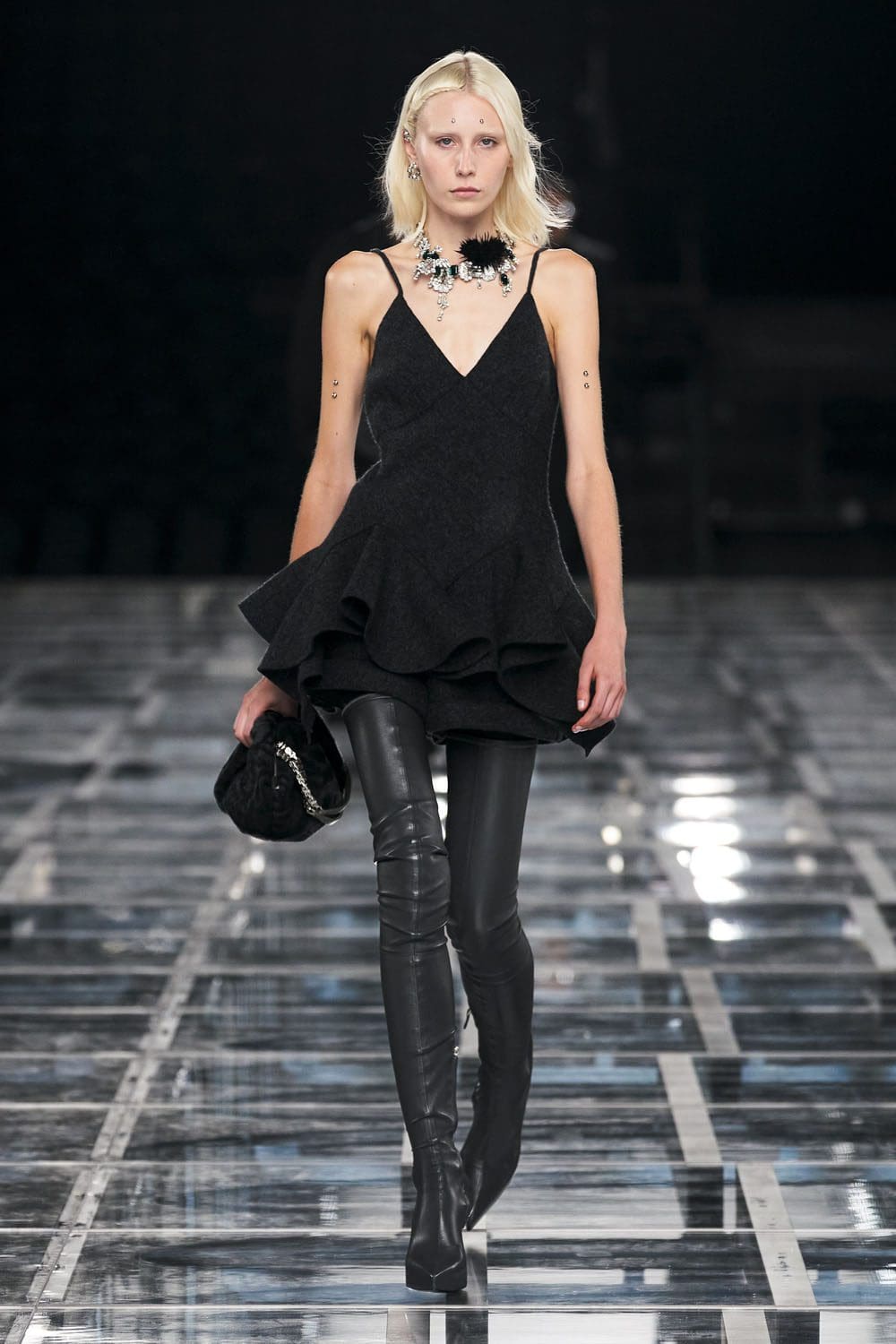 Givenchy 2022 秋冬系列-2023 Runway 杂志