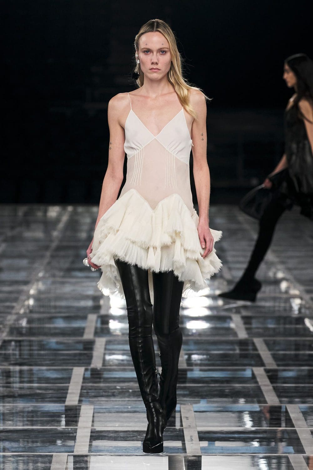 Givenchy 2022 秋冬系列-2023 Runway 杂志