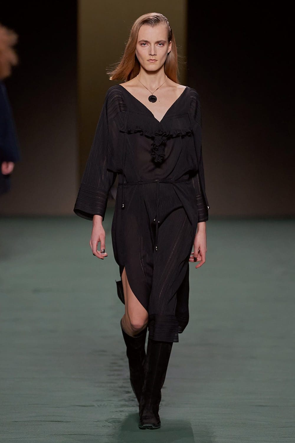Hermes Autunno Inverno 2022-2023 Parigi Runway Magazine