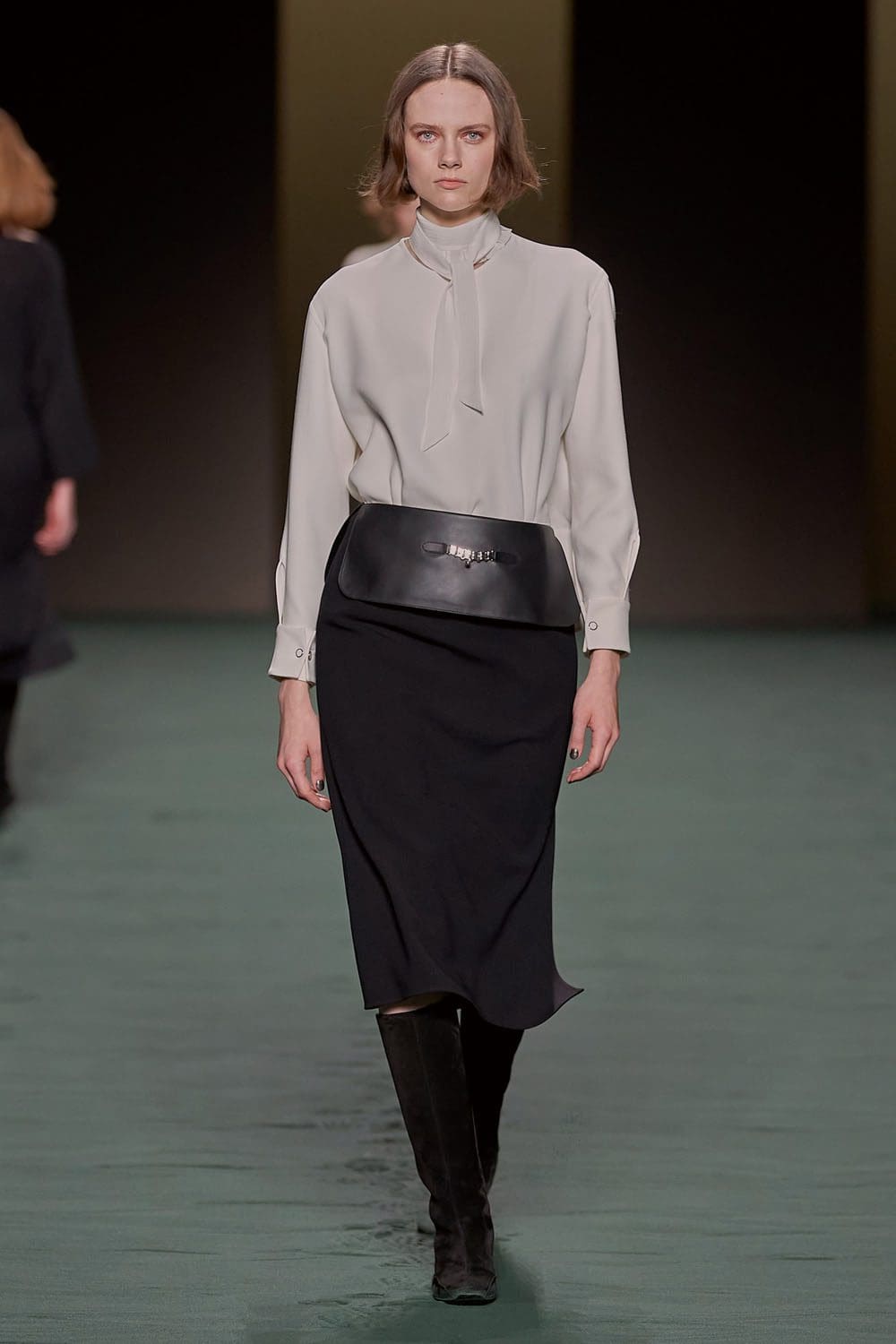 Hermes Autunno Inverno 2022-2023 Parigi Runway Magazine