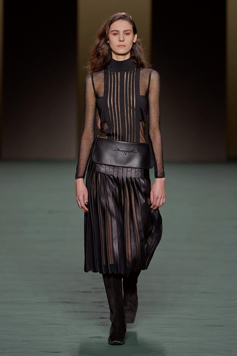 Hermes Autunno Inverno 2022-2023 Parigi Runway Magazine