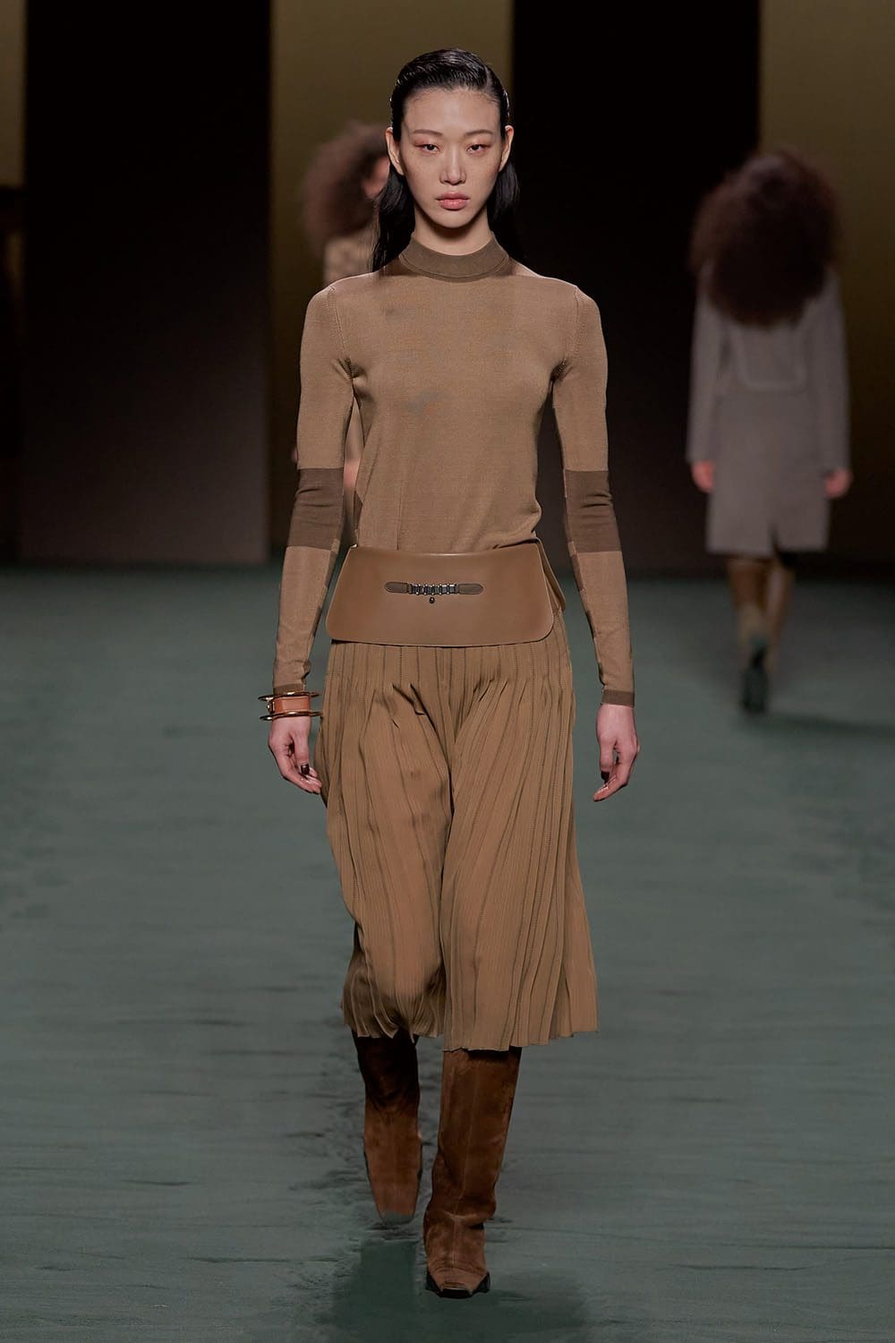 Hermes Autunno Inverno 2022-2023 Parigi Runway Magazine