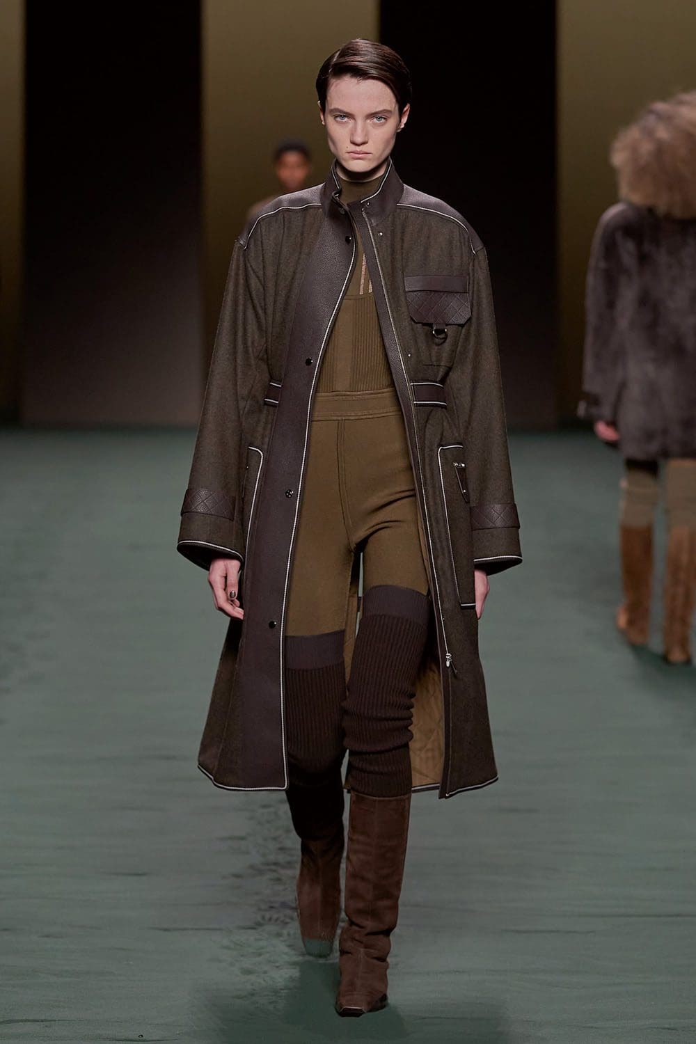 Hermes Autunno Inverno 2022-2023 Parigi Runway Magazine