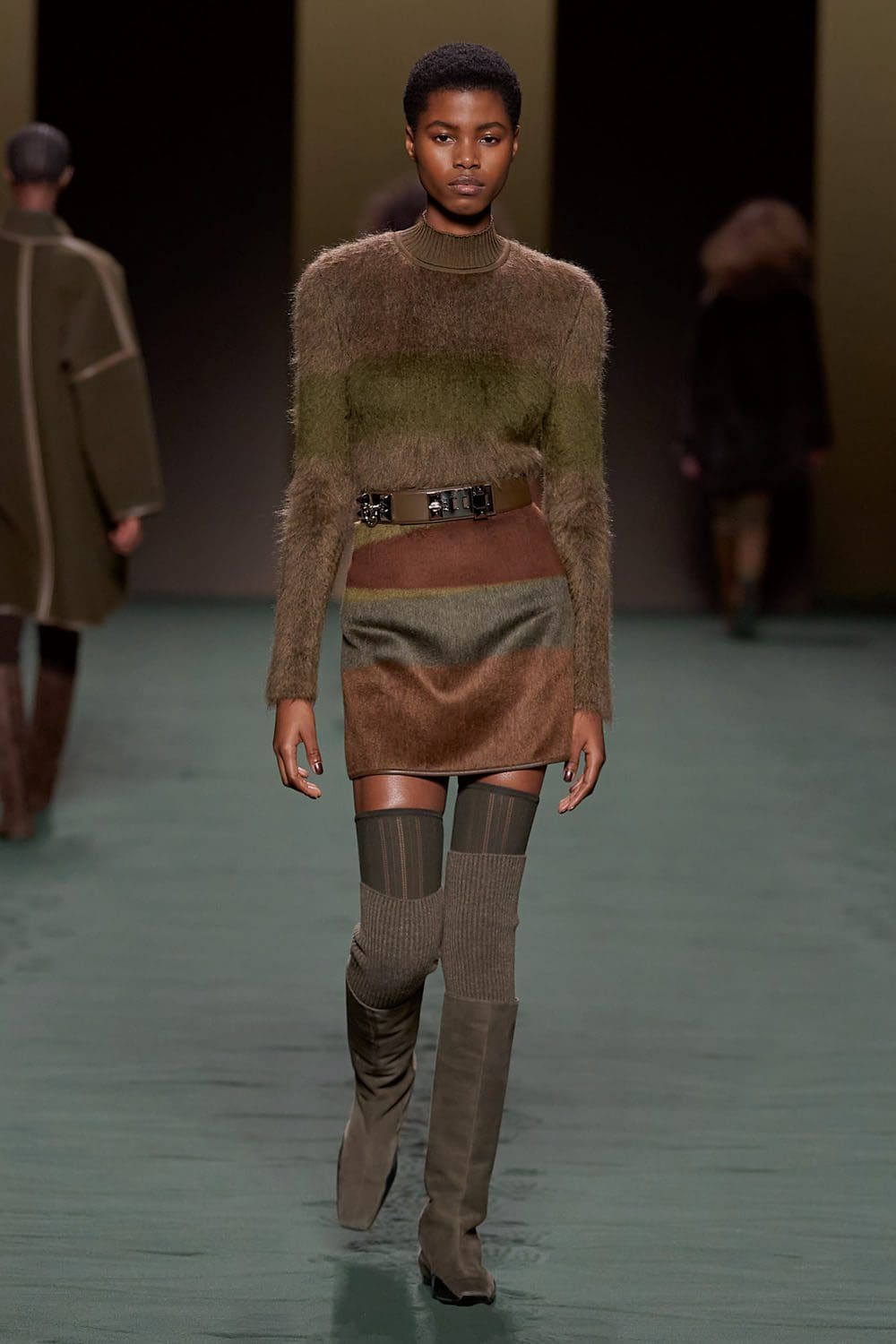 Hermes Autunno Inverno 2022-2023 Parigi Runway Magazine