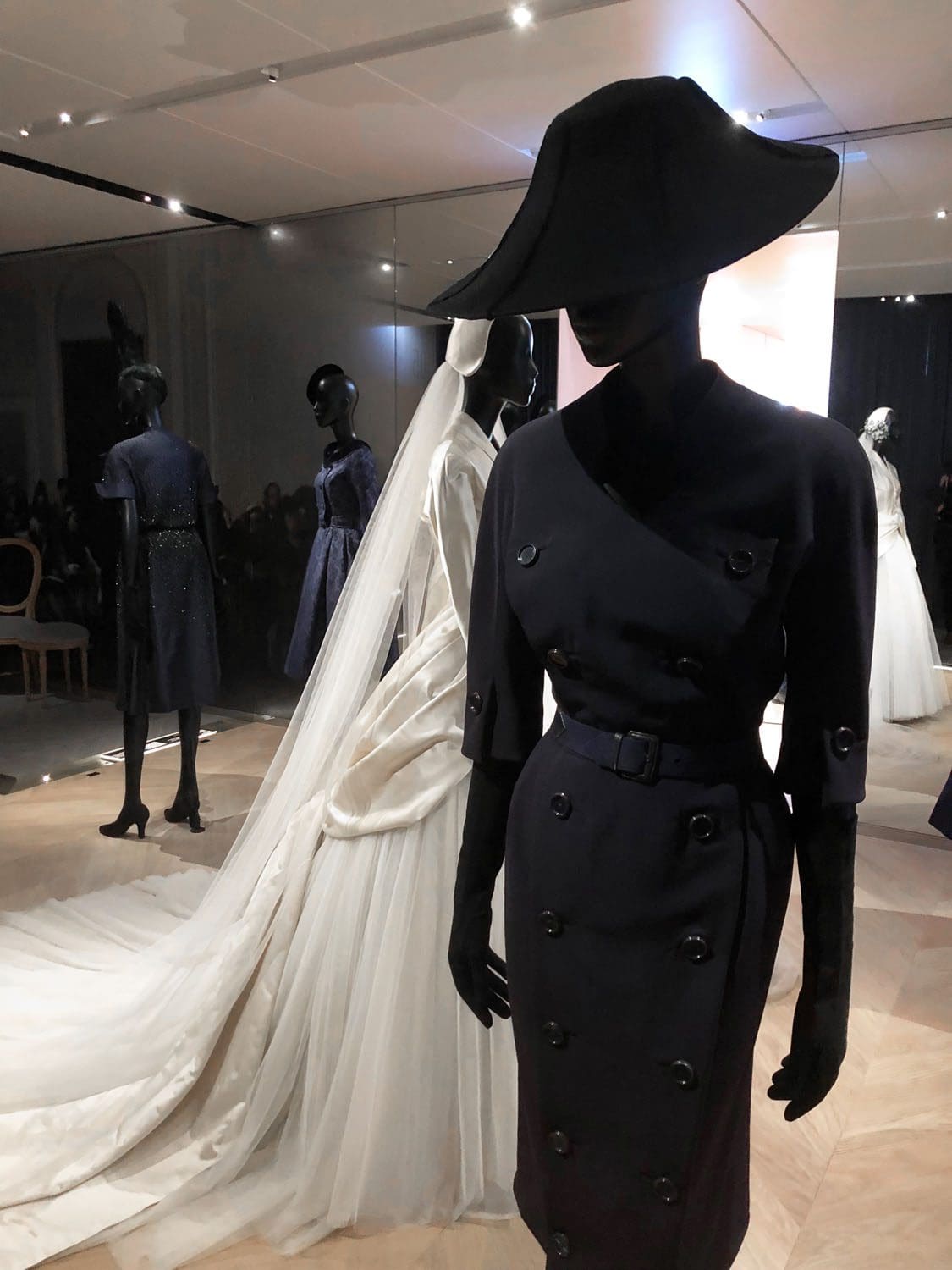 In der DIOR GALERIE 30 Montaigne by RUNWAY MAGAZIN