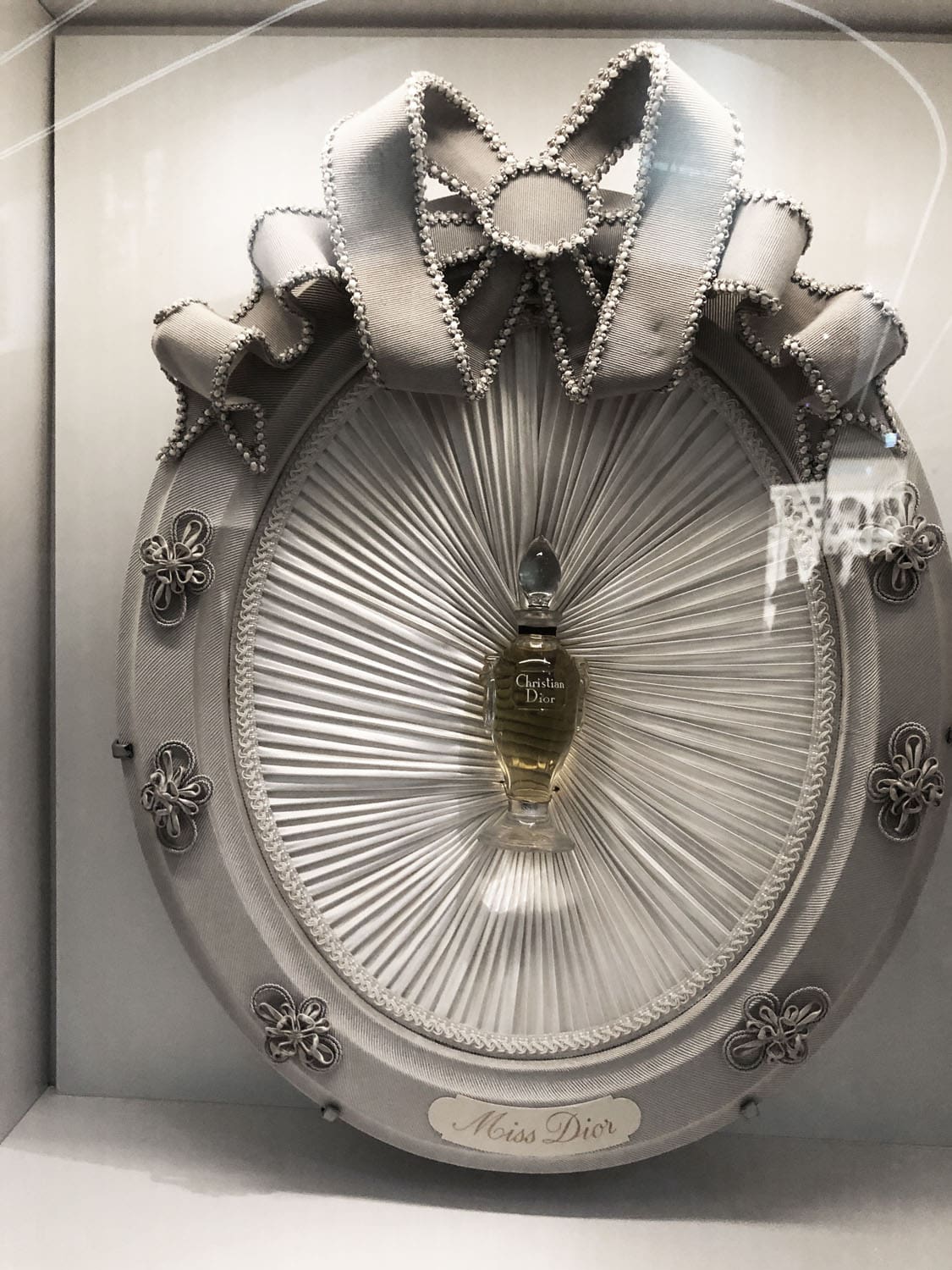 In der DIOR GALERIE 30 Montaigne by RUNWAY MAGAZIN